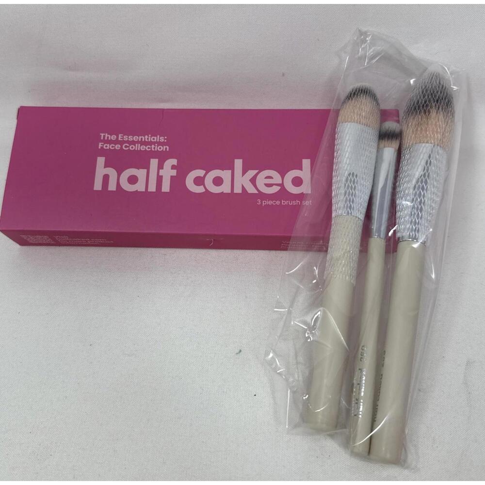 Half Caked 3 Brush Set New In Box 205 120 260 Finishing, Angled & Paw NIB  RN 29 - Picture 3 of 7